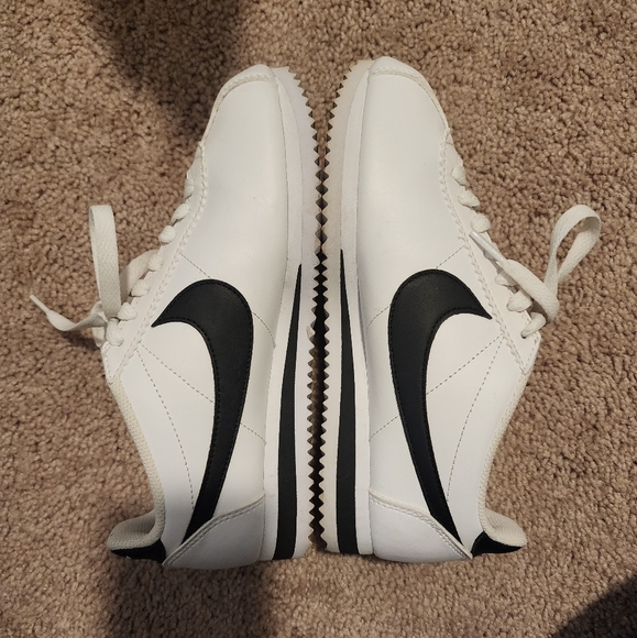 Nike Shoes - Nike Cortez womens size 6.5